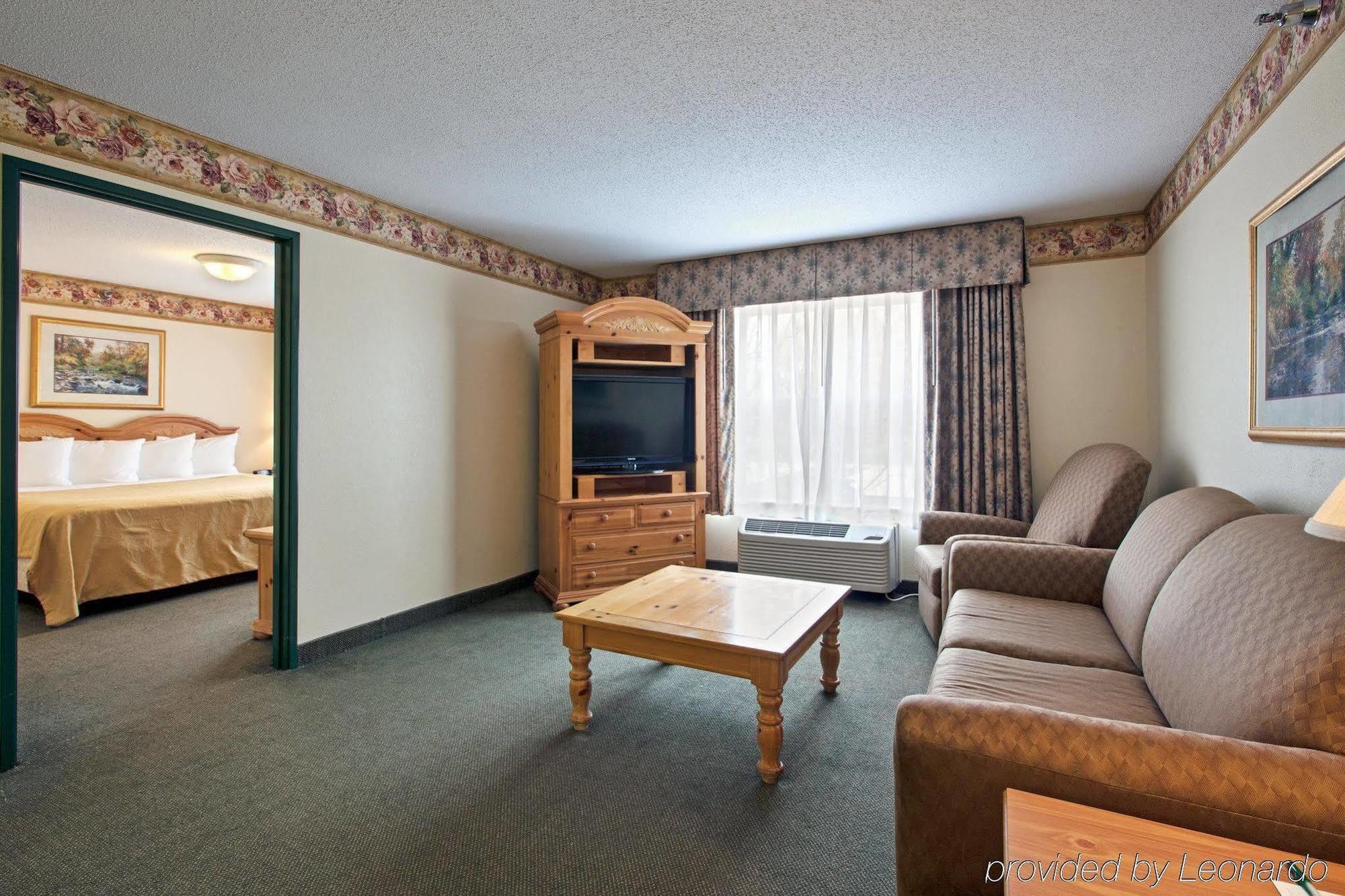 Country Inn & Suites By Radisson, Mason City, Ia Экстерьер фото