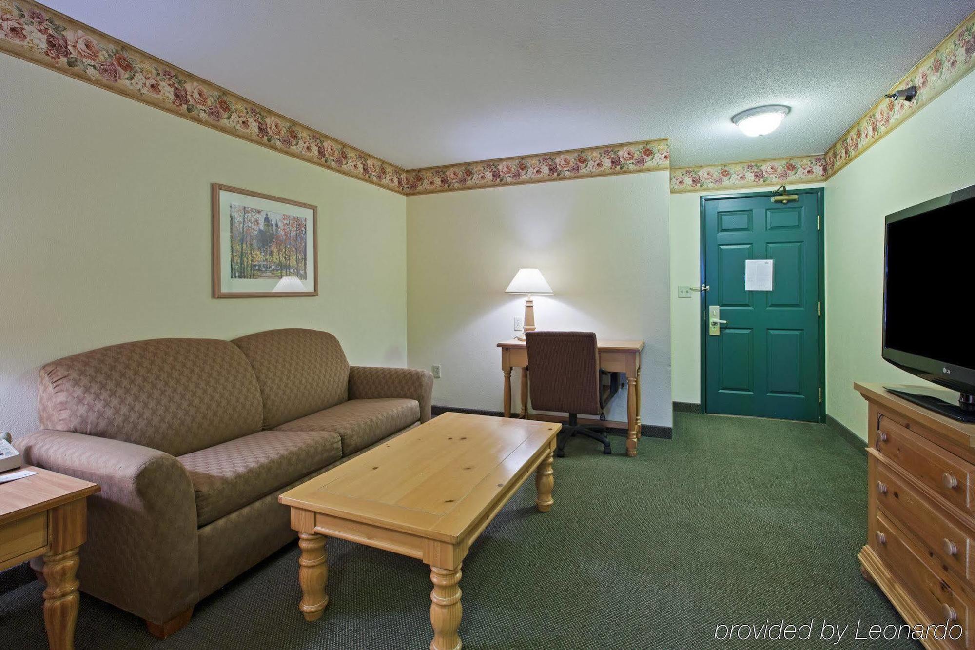 Country Inn & Suites By Radisson, Mason City, Ia Номер фото